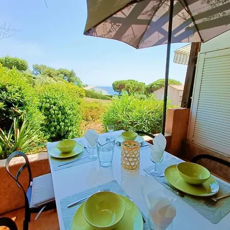 Studio Bord De Mer, Terrasse Vue Mer, Piscine Appartamento Sainte-Maxime